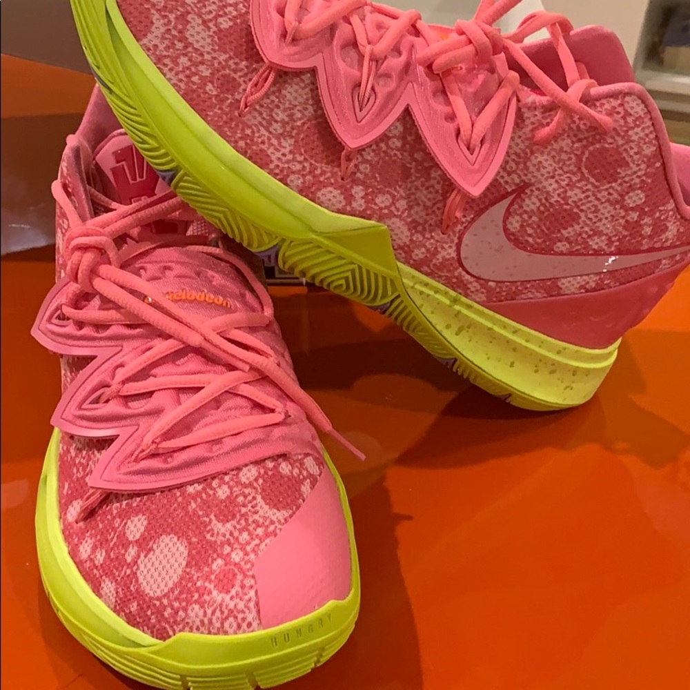 KYRIE 5 SBSP Nike